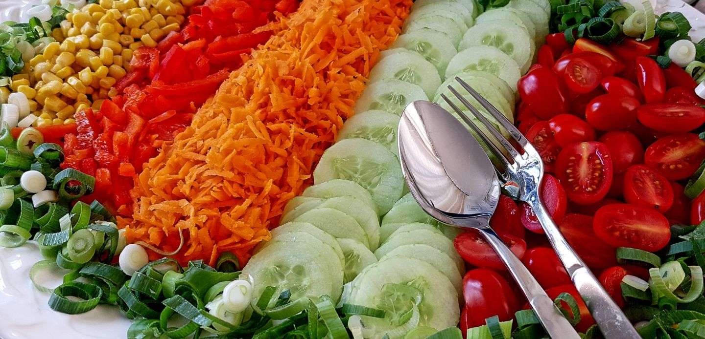 Salad Bar veggie fixens