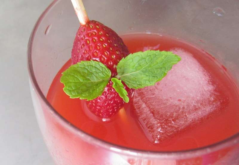 Strawberry Mint Beverage